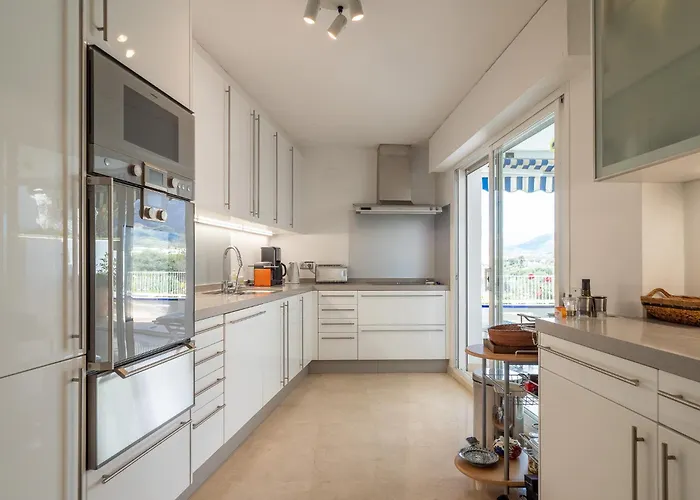 High Standing شقة *